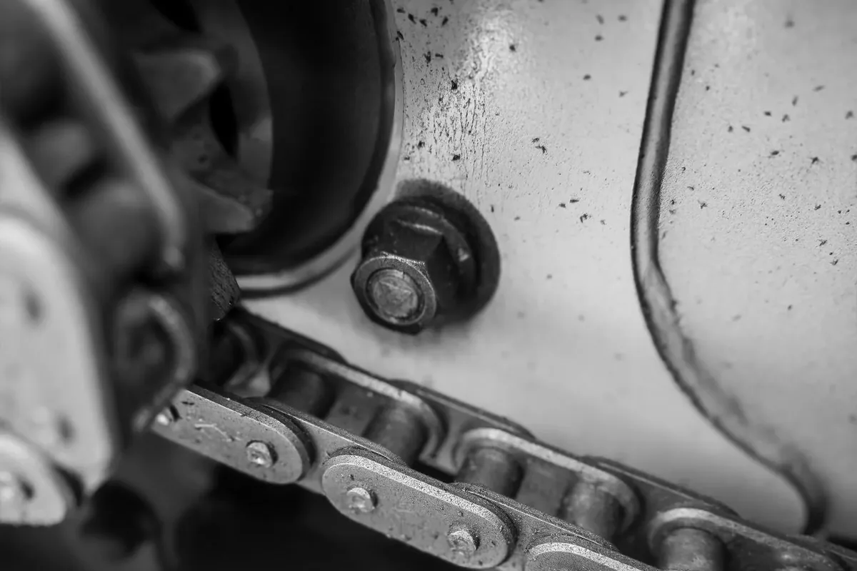 Aksaray kepenk tamirinde motor ve mekanik aksam kontrolü