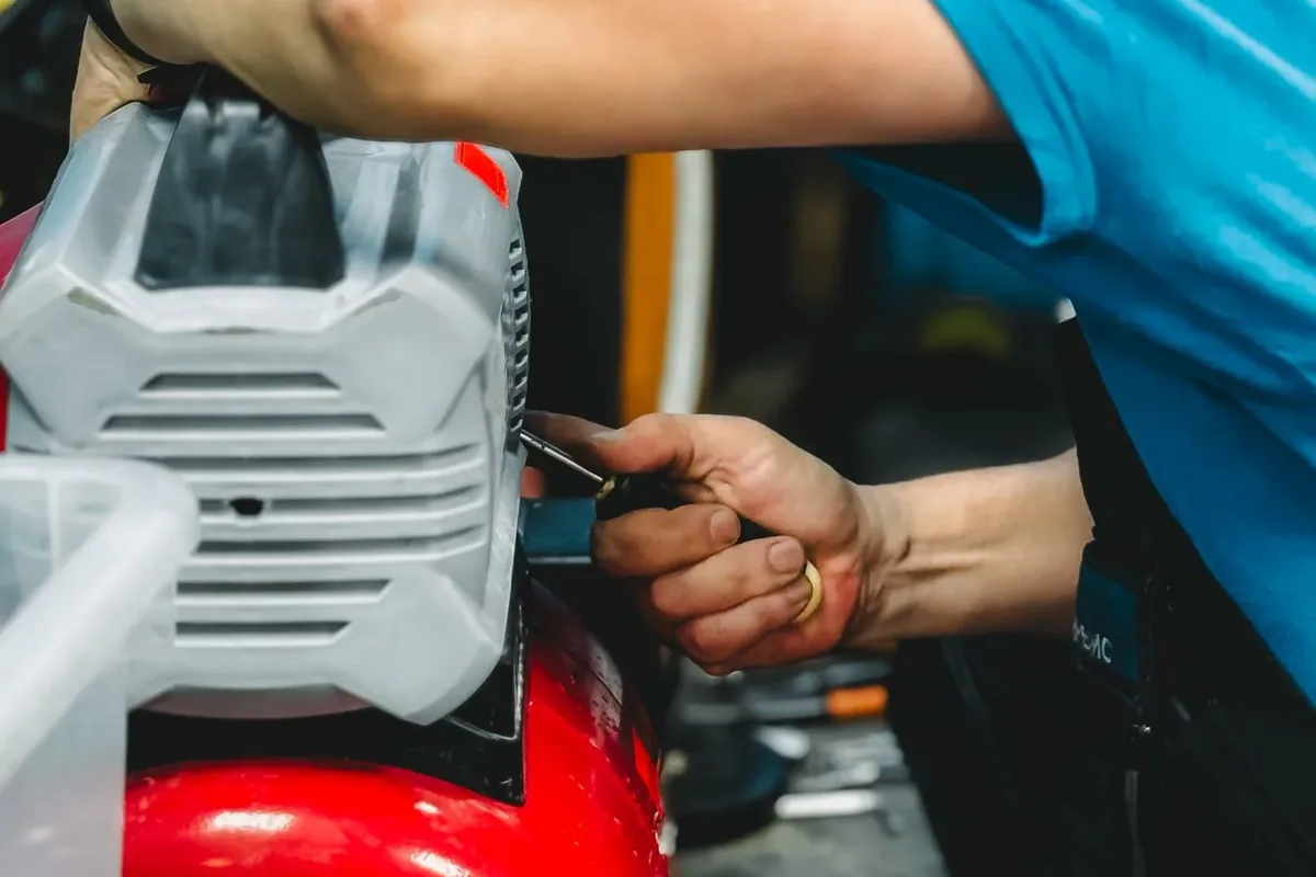 Bahçelievler’de otomatik kepenk üzerinde profesyonel servis kontrolü