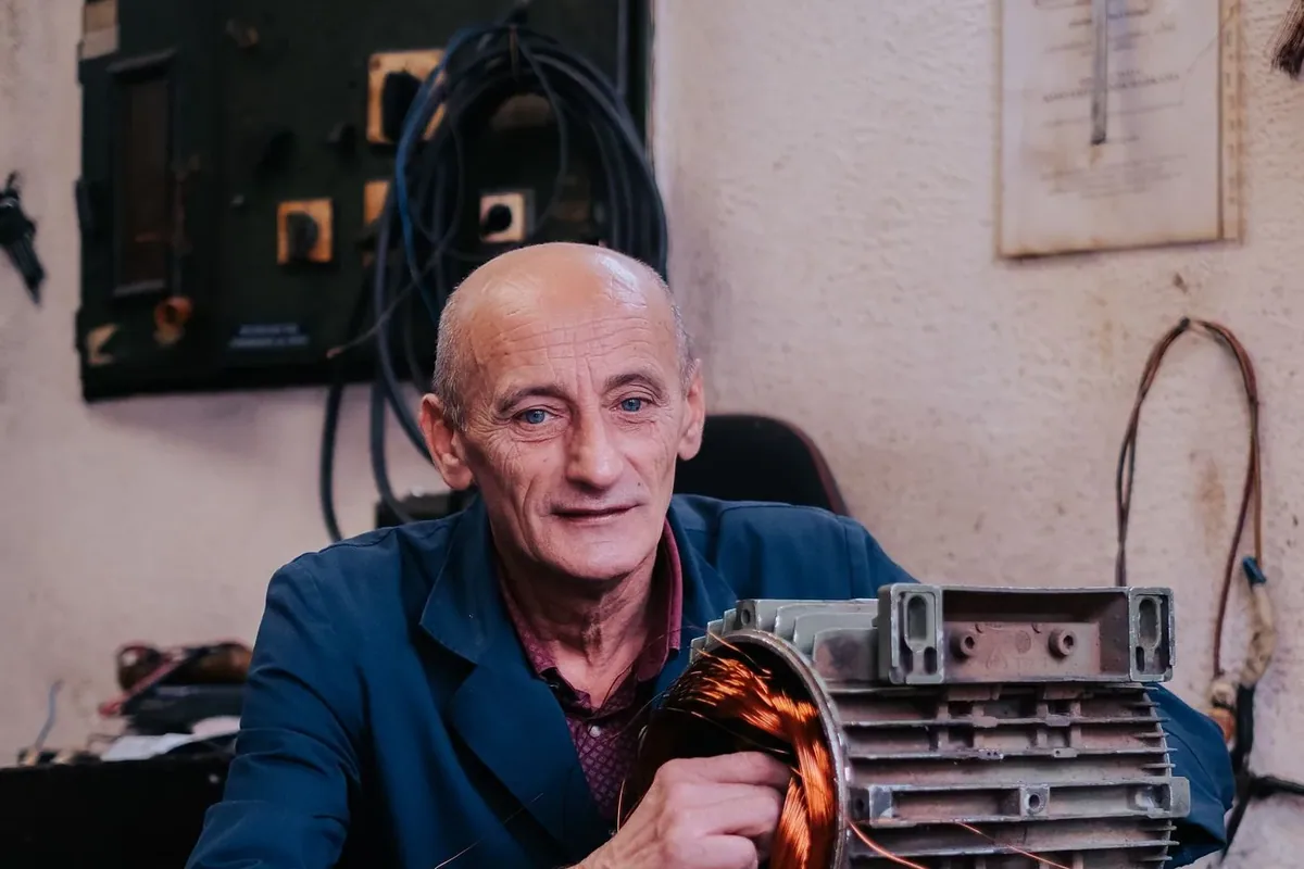 Otomatik kepenk motoru, mil, zincir ve taşıyıcı mekanizma