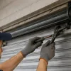 Otomatik otomatik kepenk tamiri yapan ProKepenk servis ekibi